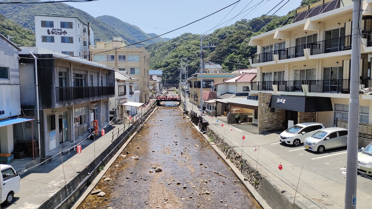 【直前割】★魚のプロが仕込む舟盛りコース★このプランに出会えたあなたはラッキー♪お得に海の幸を堪能