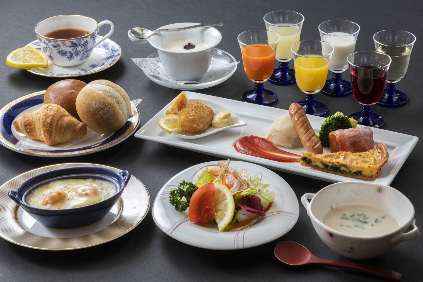 【1泊朝食】お仕事後でも間に合う《朝はお一人様ずつ選べる和食or洋食》