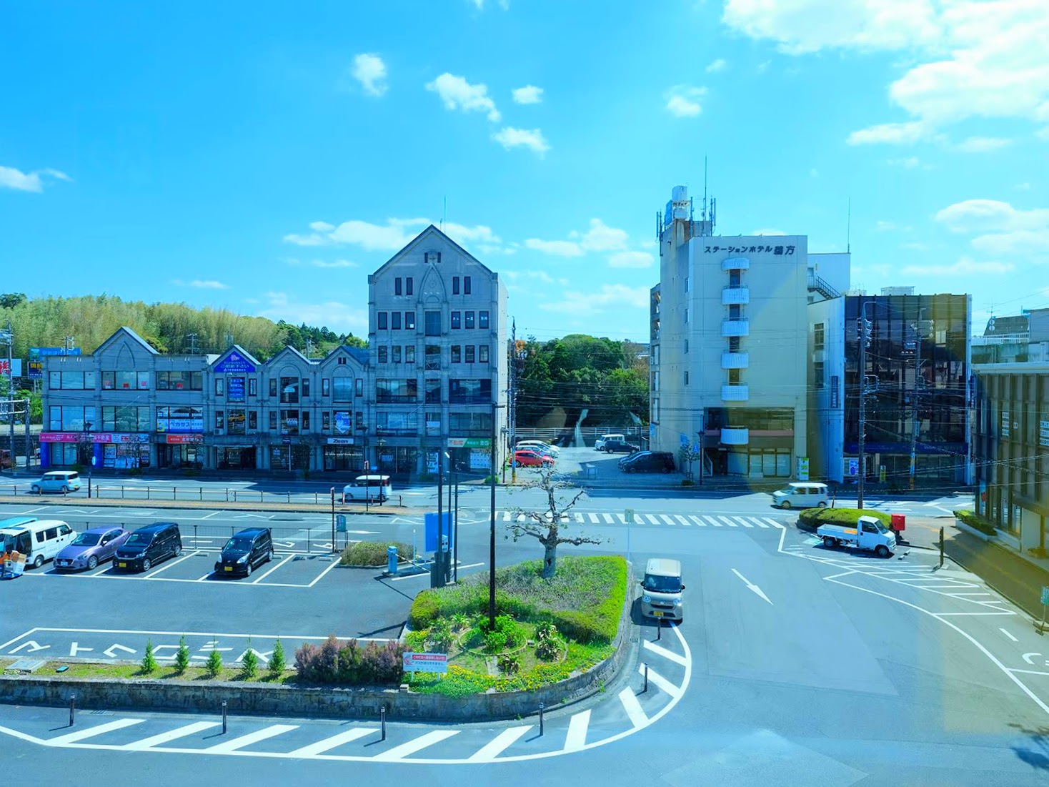 近鉄鵜方駅からの様子