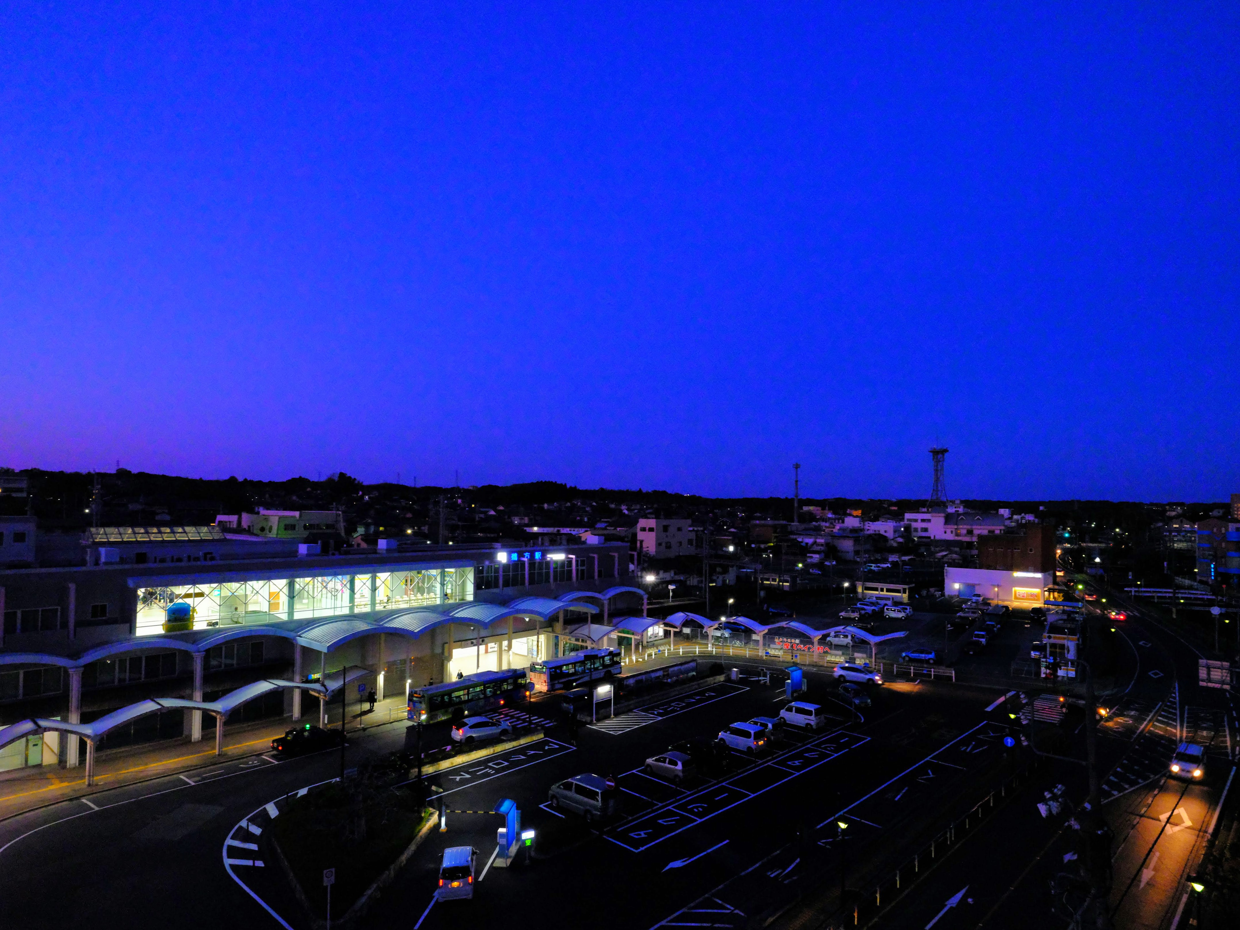 近鉄鵜方駅の夕景