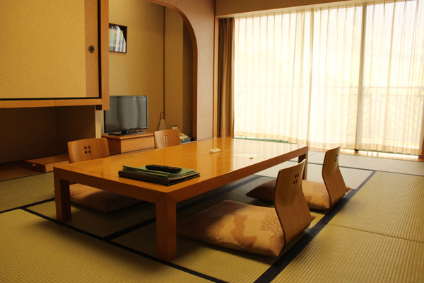 Japanese-style room