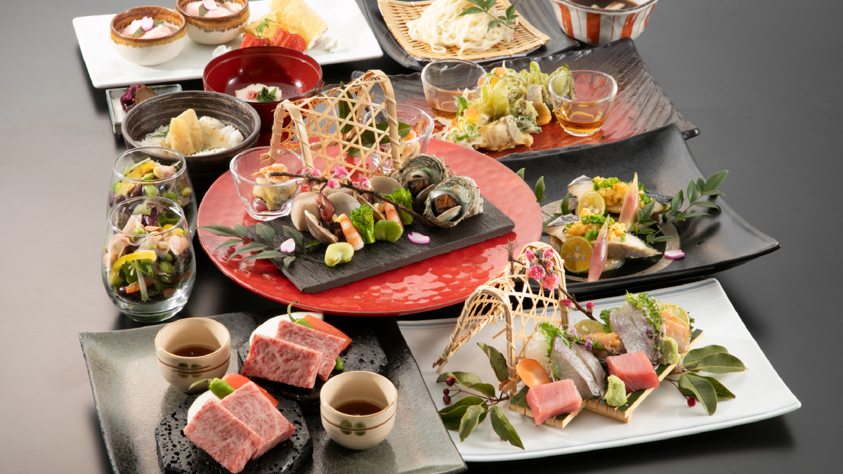 【春季2025年3月～5月】和会席　※画像は一部2名様分