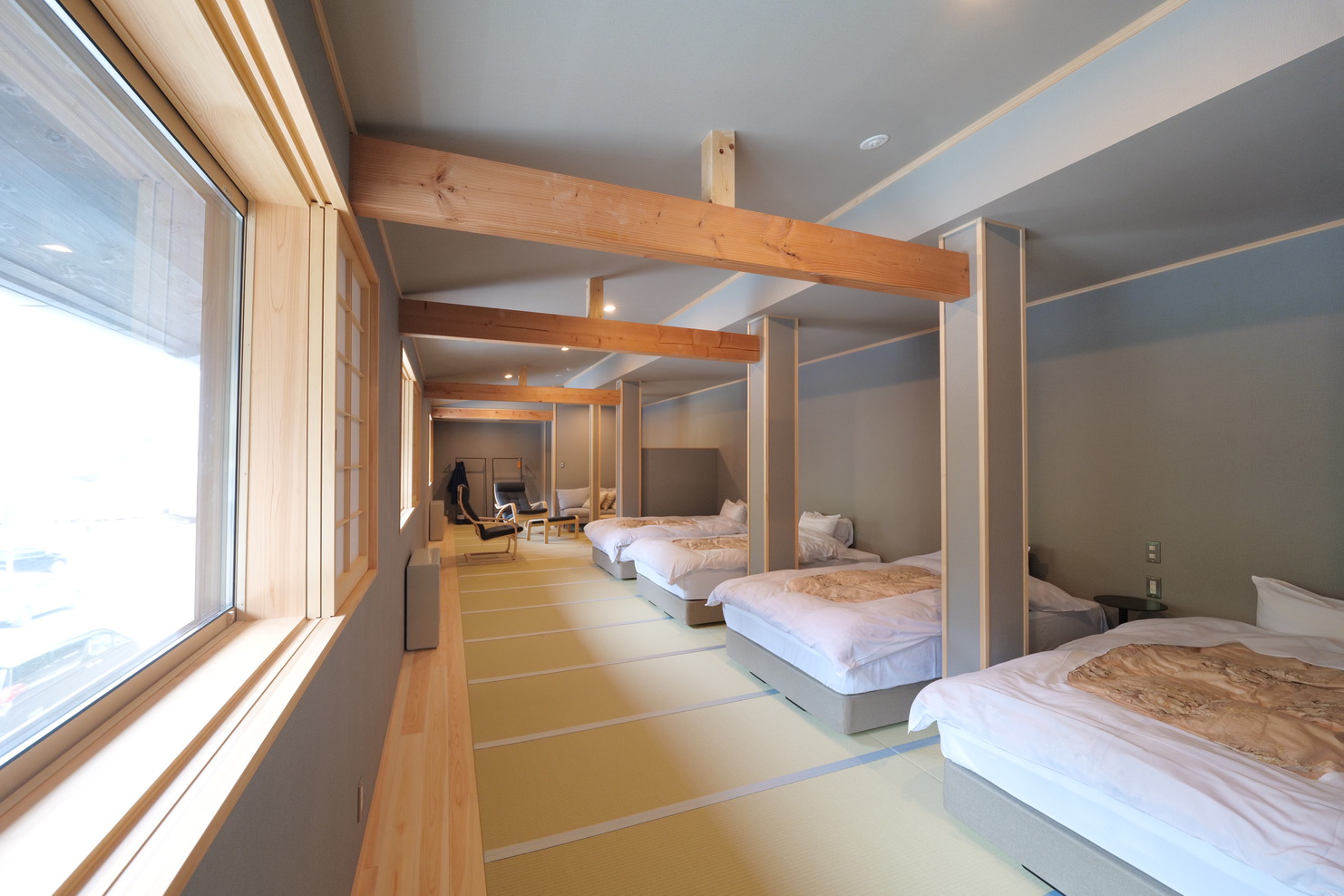 広和室 山向き 4ベッド