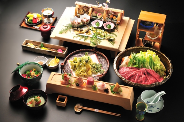 【春の摘み草料理と自慢の鍋会席プラン】春のお愉しみ