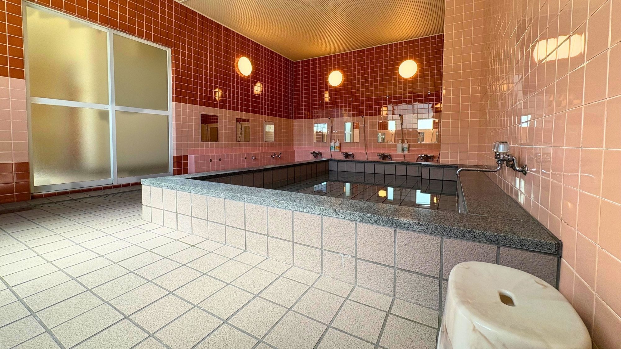 【ゲレンデまで150mの好立地■乾燥室完備】1泊2食■栂池でウィンタースポーツを楽しもう！