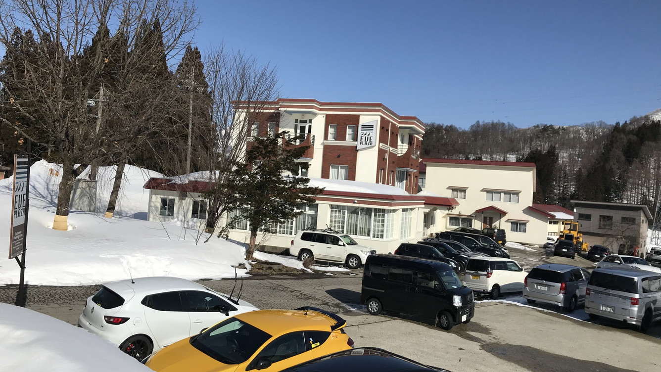 【ゲレンデまで150mの好立地■乾燥室完備】素泊まり■ご到着〜23時までOK！スポーツを楽しもう！