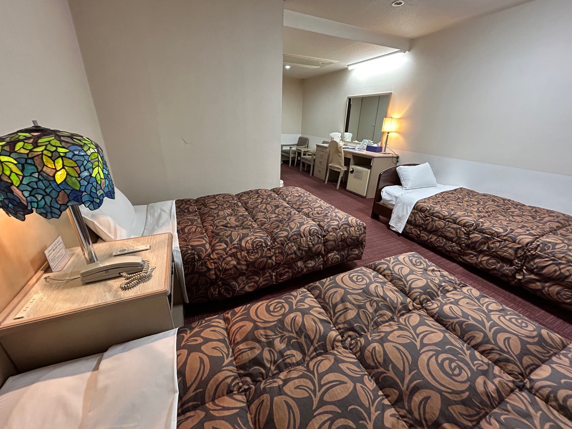 【禁煙】 【訳有り】 洋室 （トリプル）