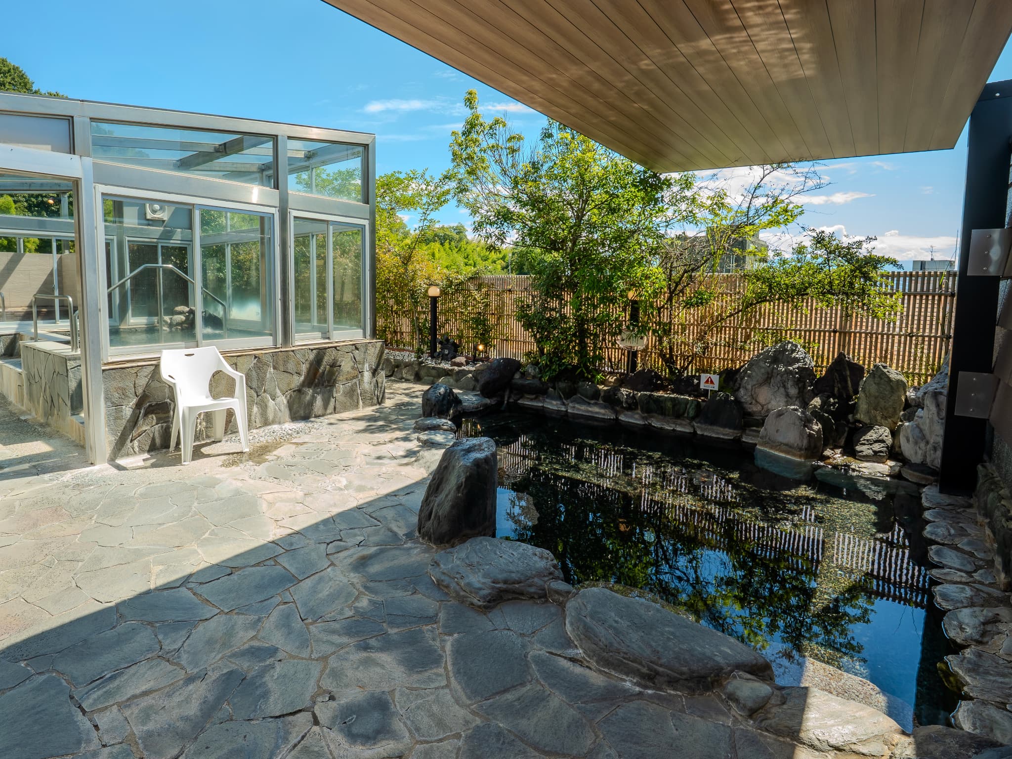 【露天風呂】女湯