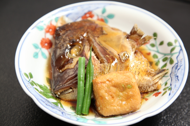 当館自慢の鯛兜煮♪