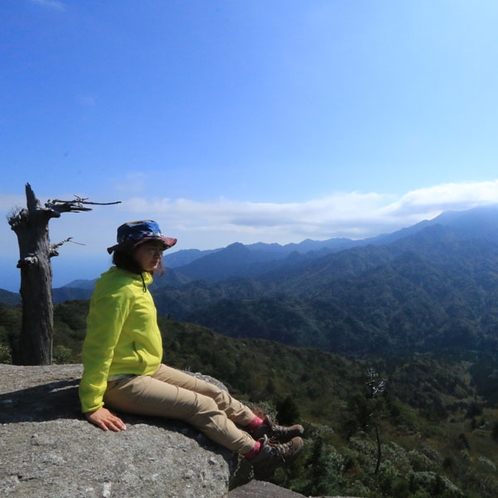 【太鼓岩】標高1050メートルからの壮大な景色と眺めを体感！