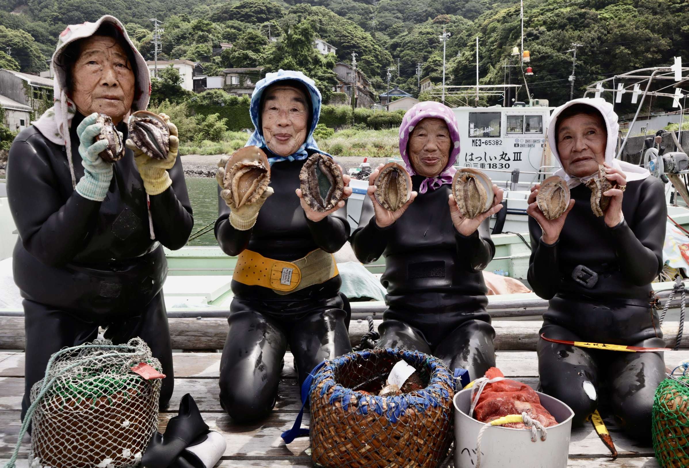 Feel The Earth. Water Splash Lunch Tour