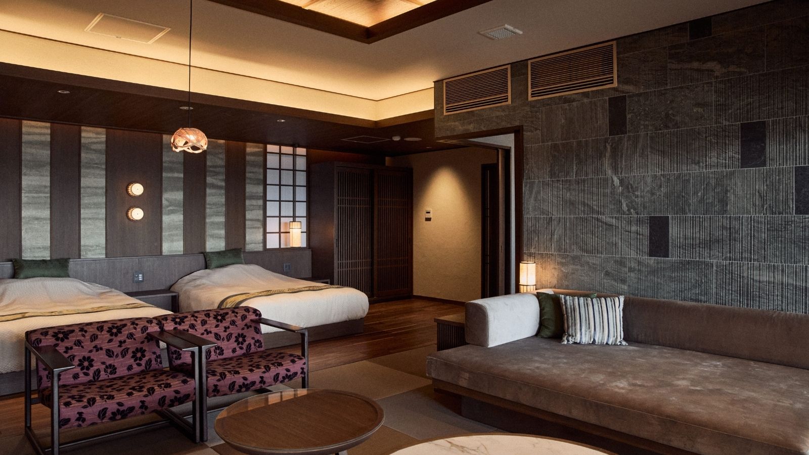 【デラックススイート107】