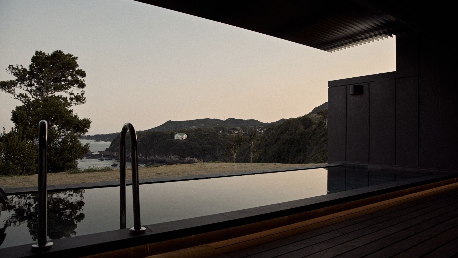 【プライベートプールスイート105】