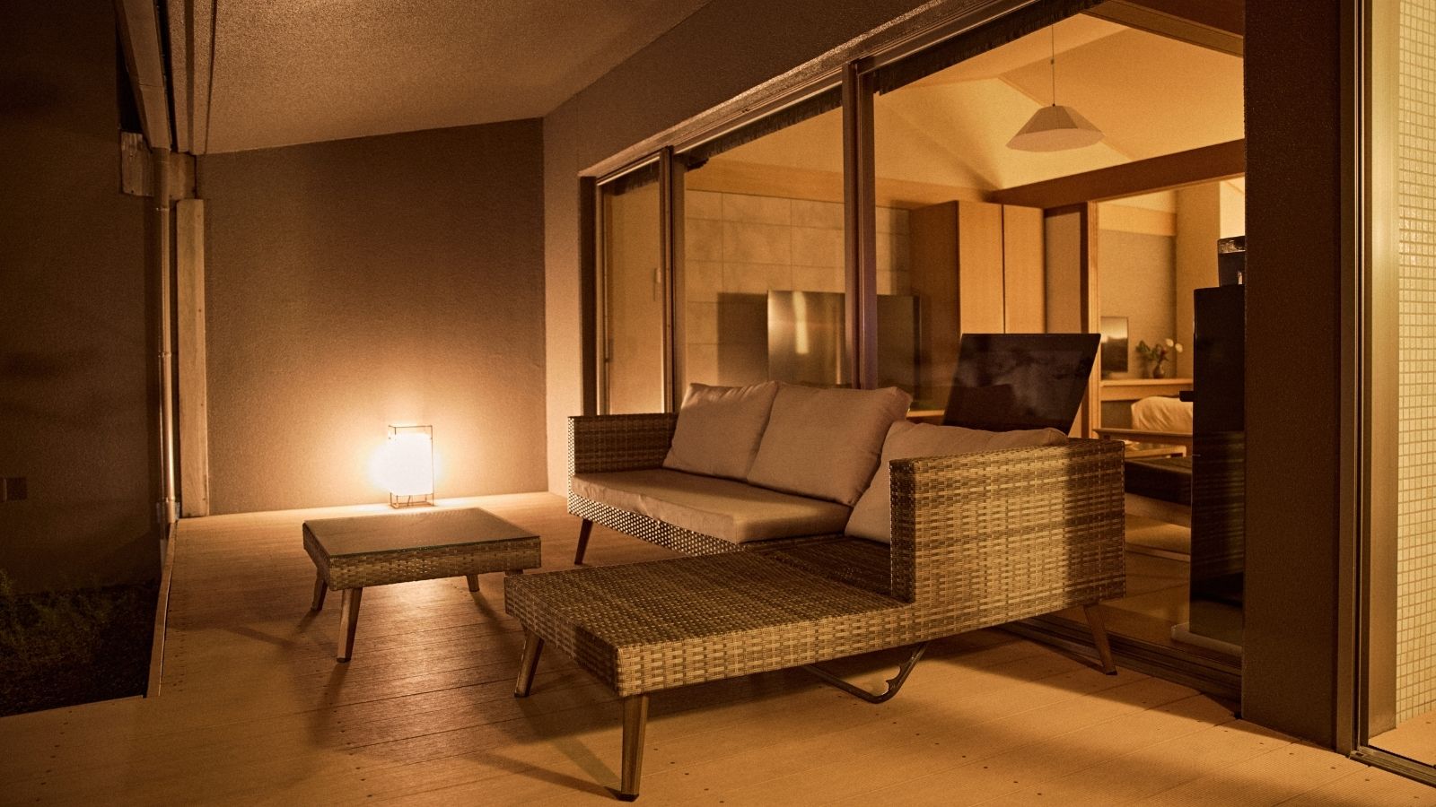 【リラクゼーションスイート102】