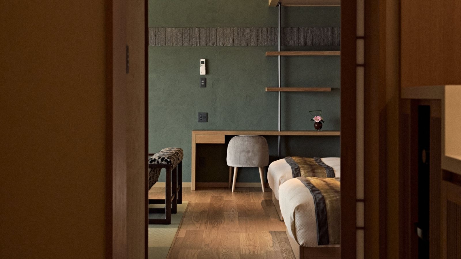 【デラックススイート207】