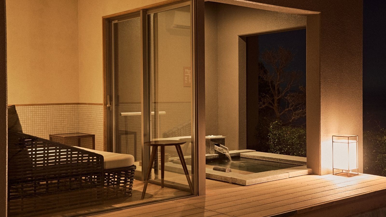 【リラクゼーションスイート102】