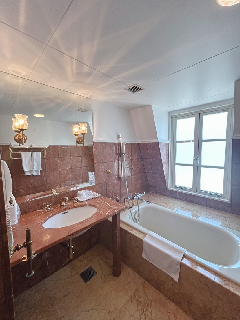 ロータススイートルーム(バスルーム)