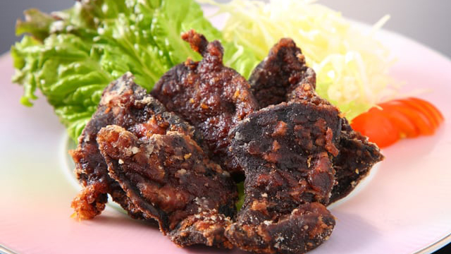 昔懐かしい♪鯨の竜田揚げ