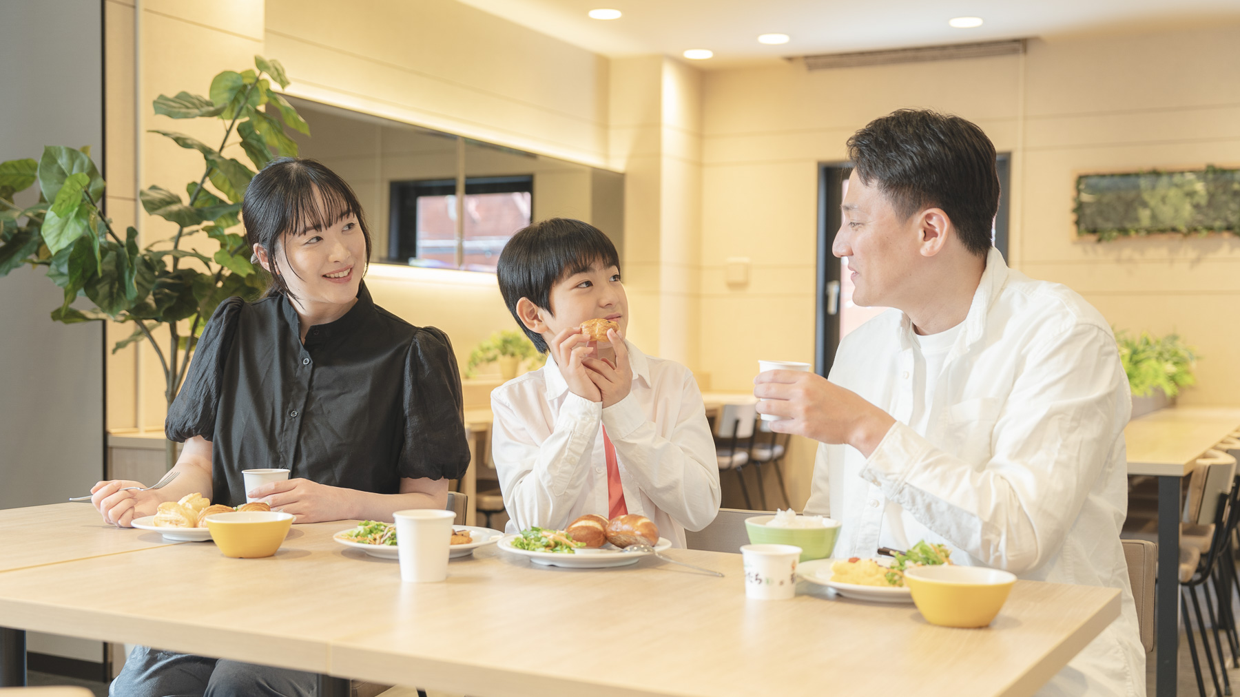 楽しいお食事で元気チャージ！