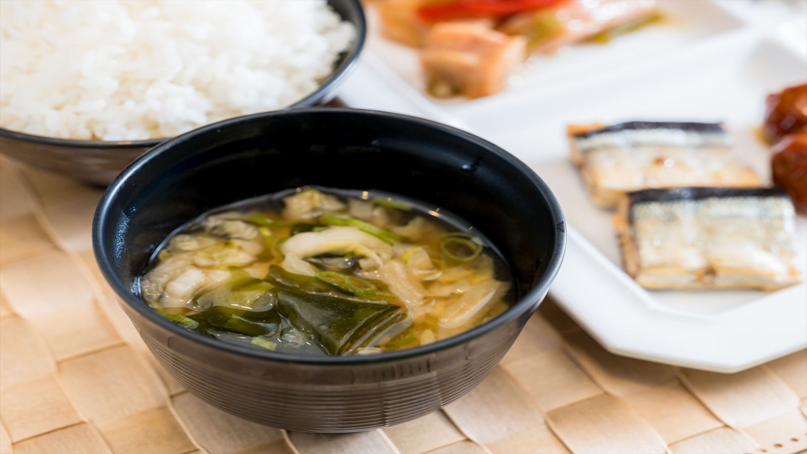 有機大豆を使用したお味噌汁でほっと一息♪
