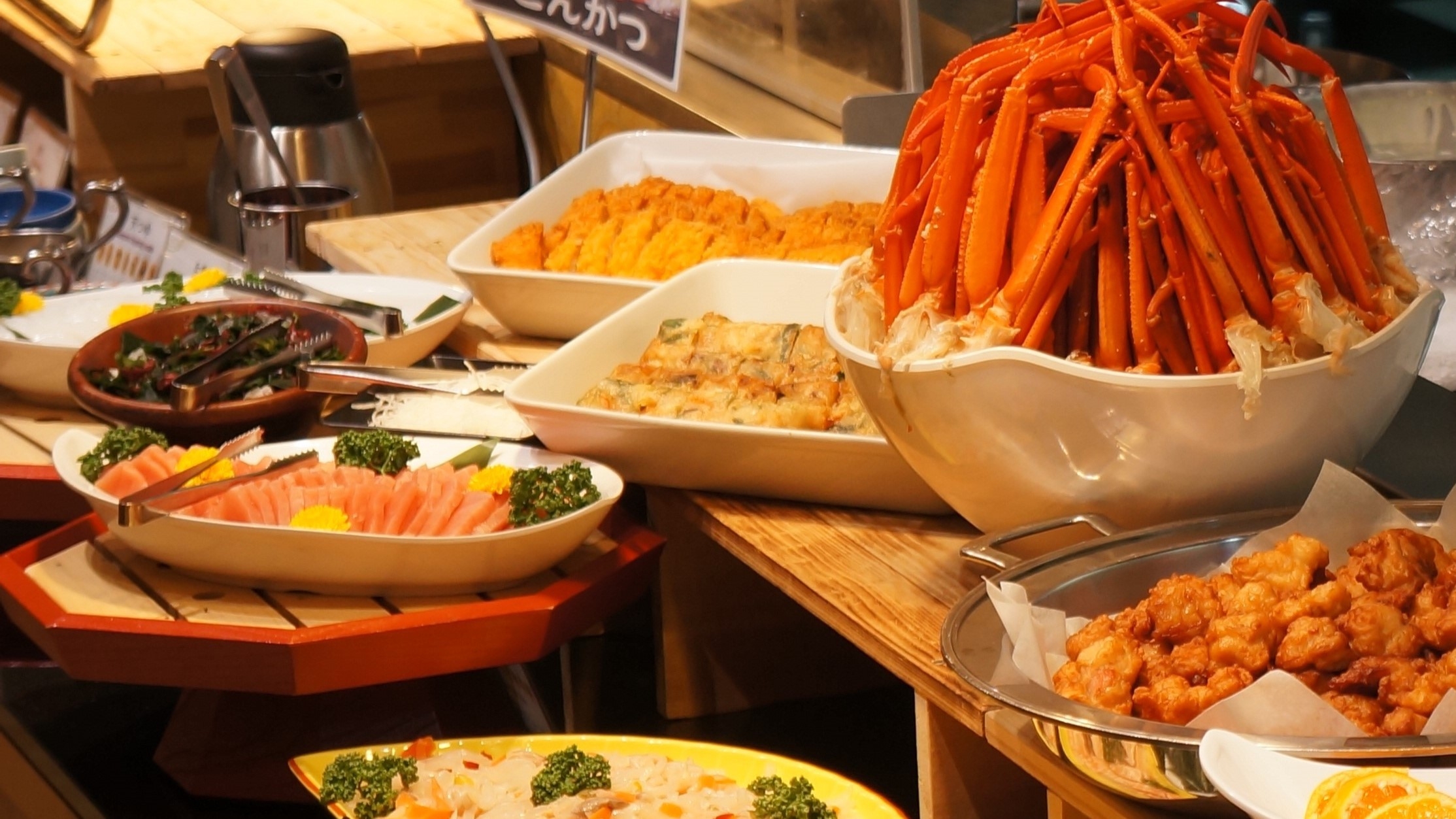 【楽天スーパーDEAL】40％ポイントバック　天然温泉満喫＆1泊2食付で11時まで滞在可能。