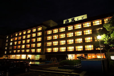 Overall view of the facility (night)