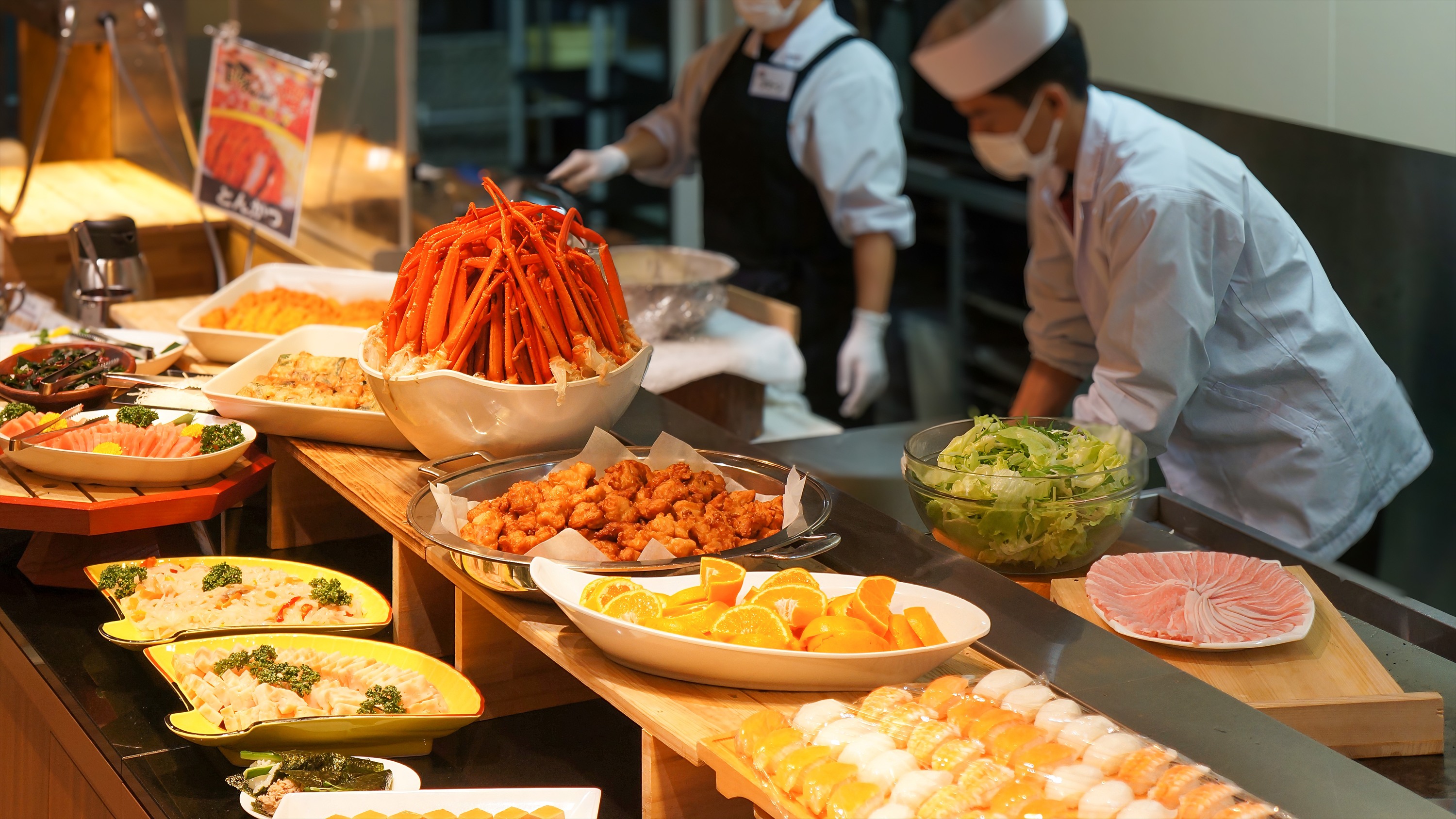 温泉満喫　1泊2食付きプラン　夕食バイキング風景