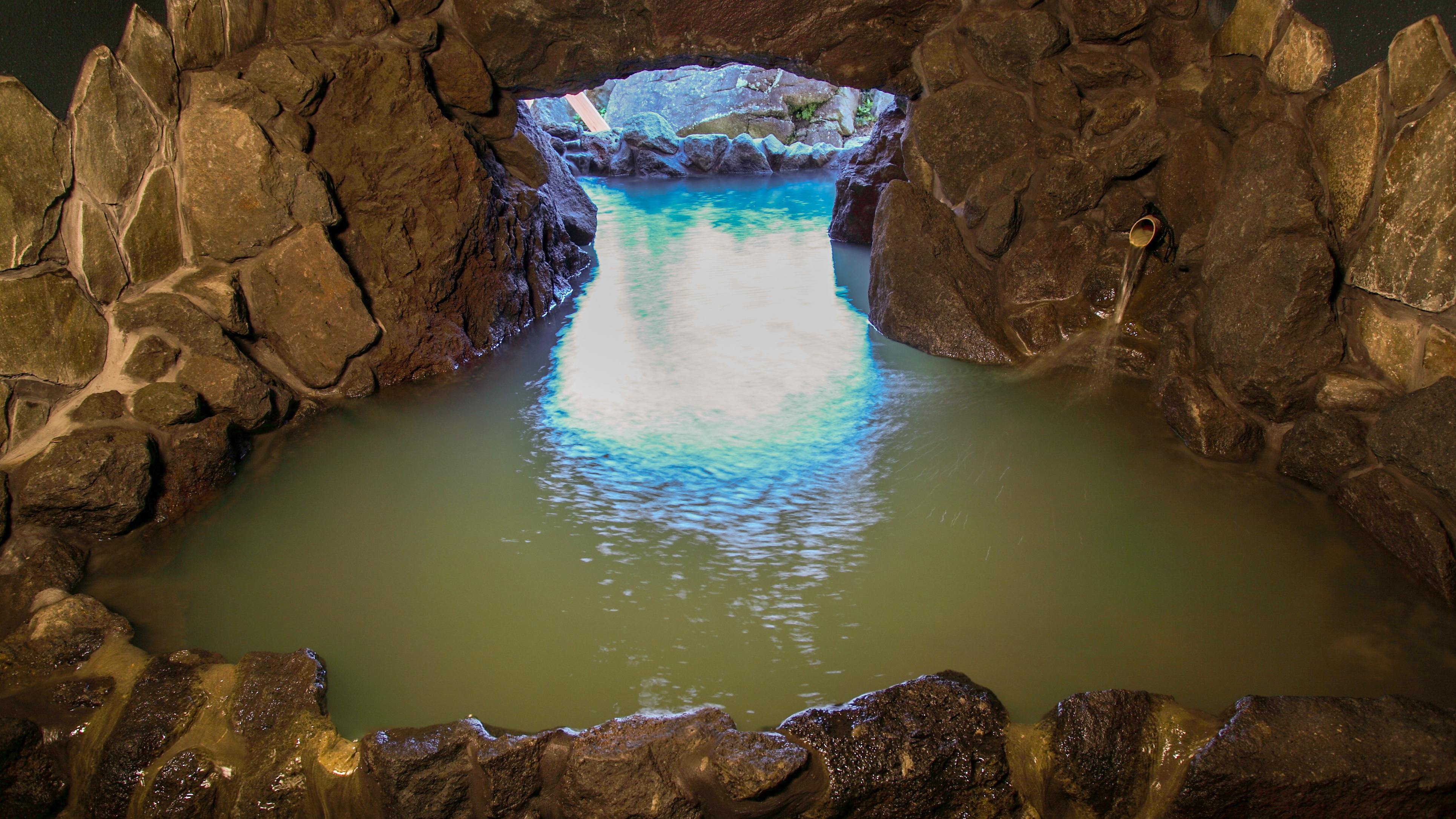 【家族風呂】洞窟の湯
