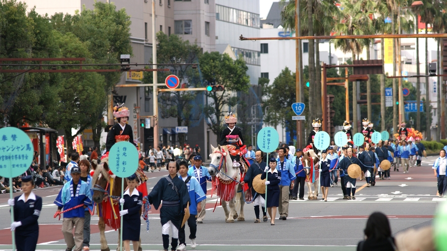 宮崎神宮大祭（神武さま）／明治９年から続く、宮崎県下最大級の秋のお祭り