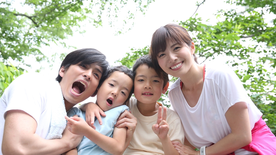 【小学生半額！ファミリー応援プラン】現地現金特価！大人も満足！生ビール含む90分飲み放題×食べ放題