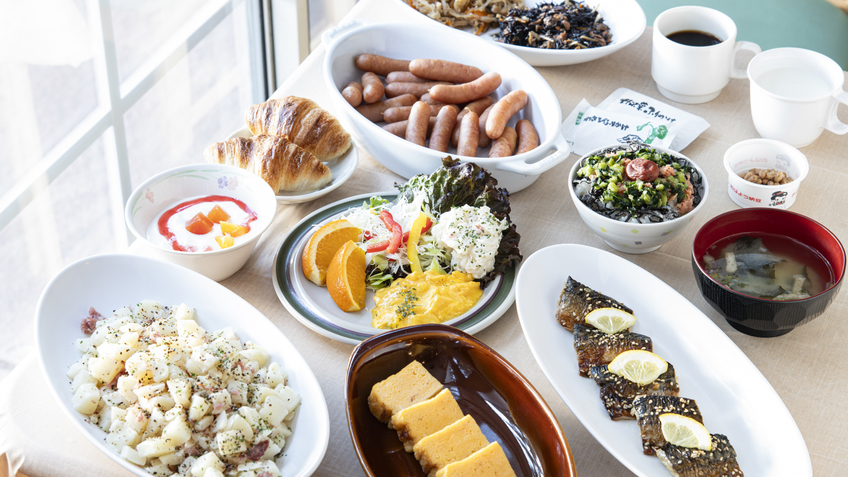 【バイキング朝食付】和食・洋食・サラダバー・デザート・お茶漬け・パンなど約20種の朝ごはん！