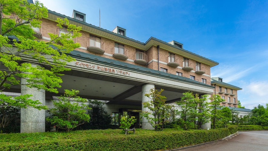 *【ホテル外観】会員制ホテル「ダイヤモンド片山津温泉ソサエティ」へようこそ