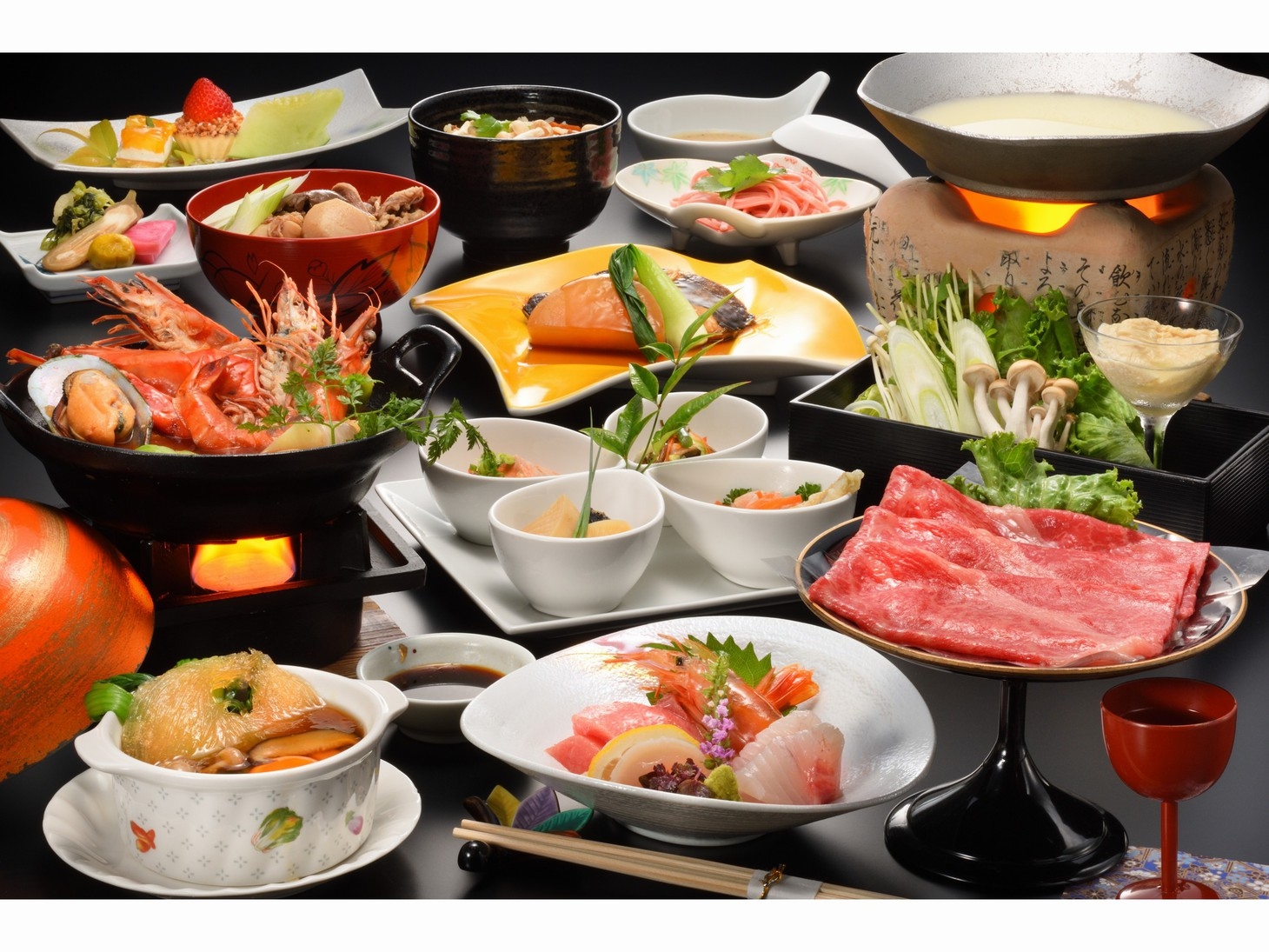 「山形牛のしゃぶしゃぶ」と「海老の海鮮鍋」当館イチオシ幸プラン