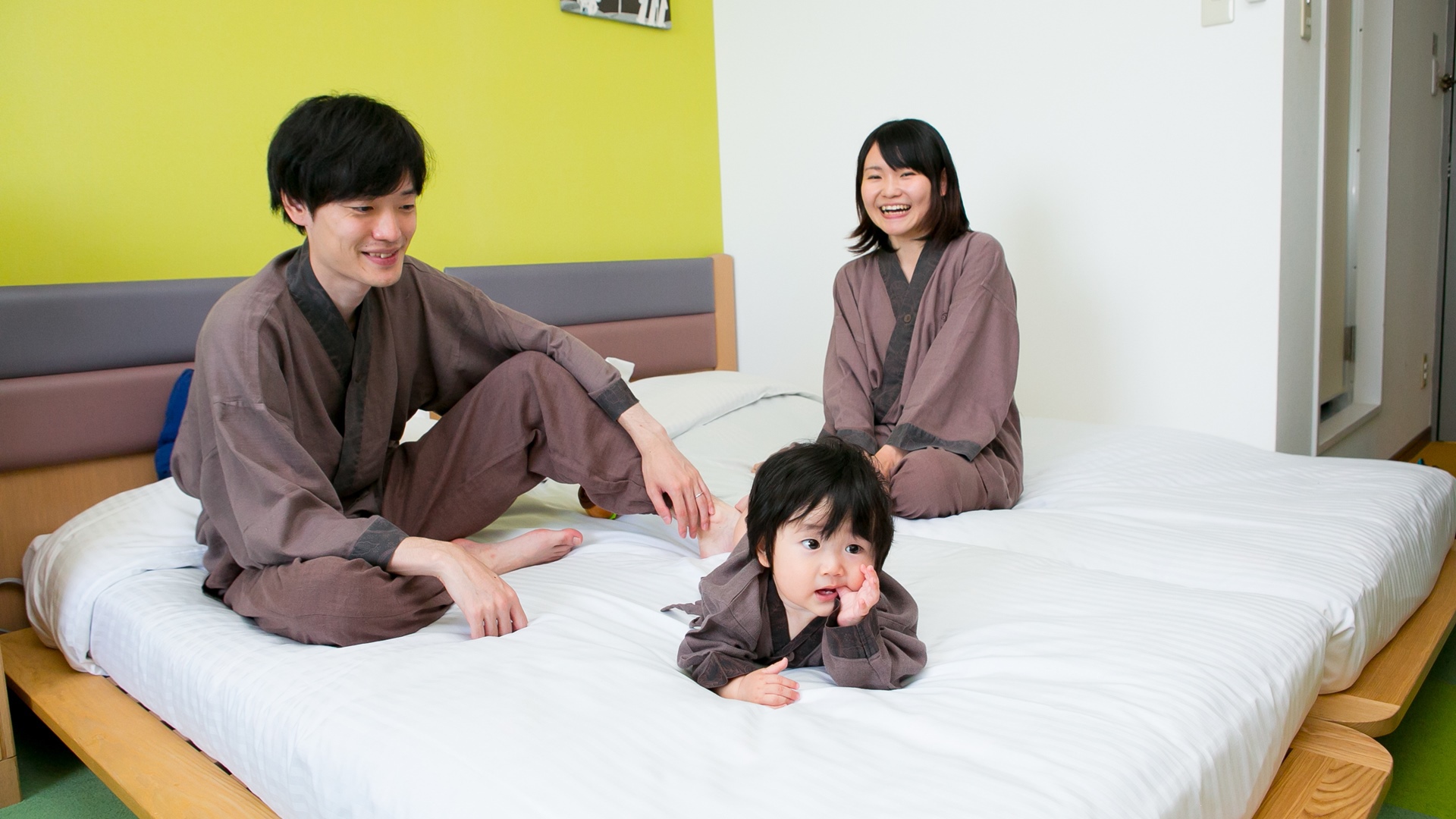 ハリウッドタイプベッドで小さなお子様がいても安心