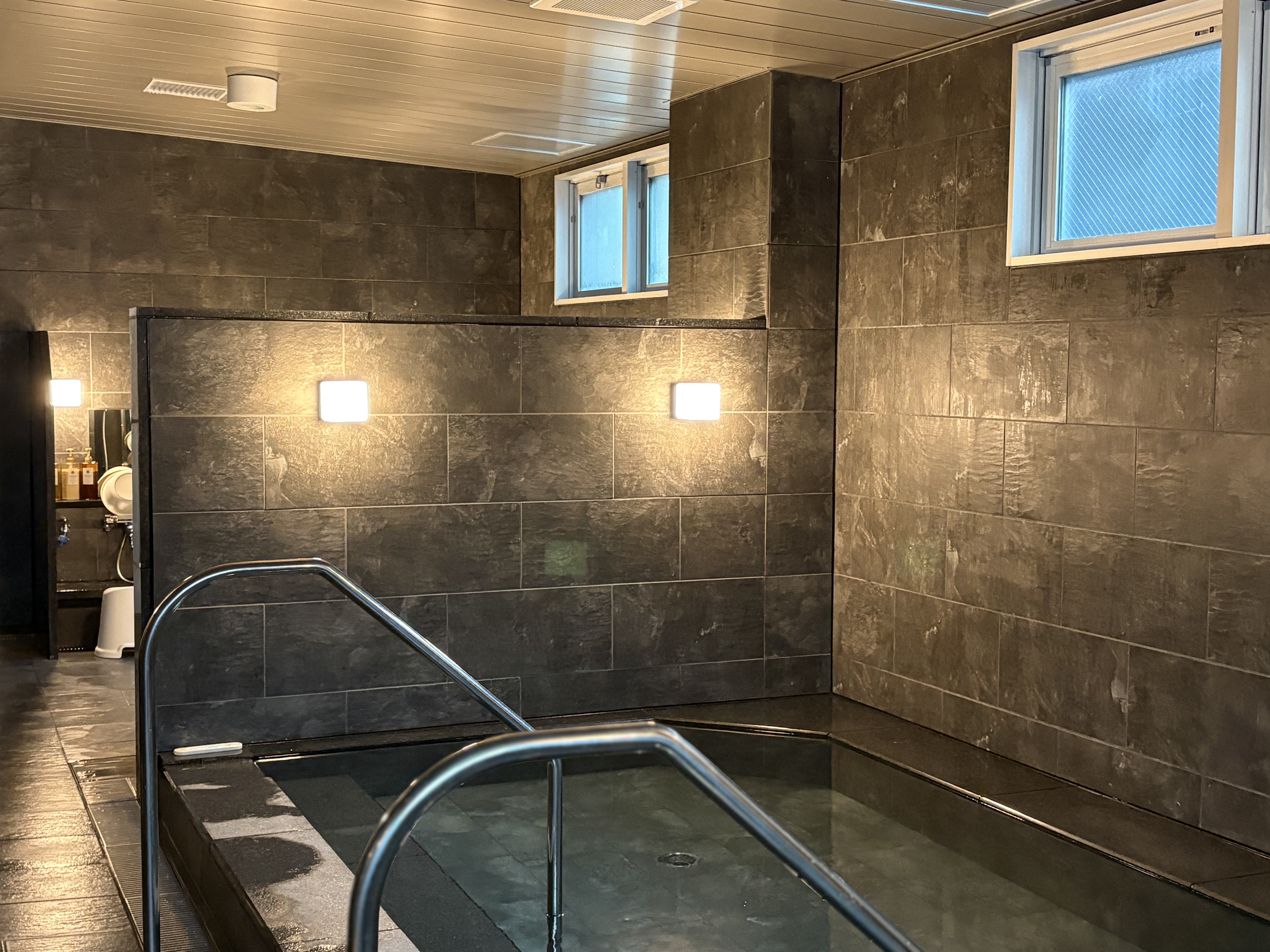 男女別サウナ付き大浴場