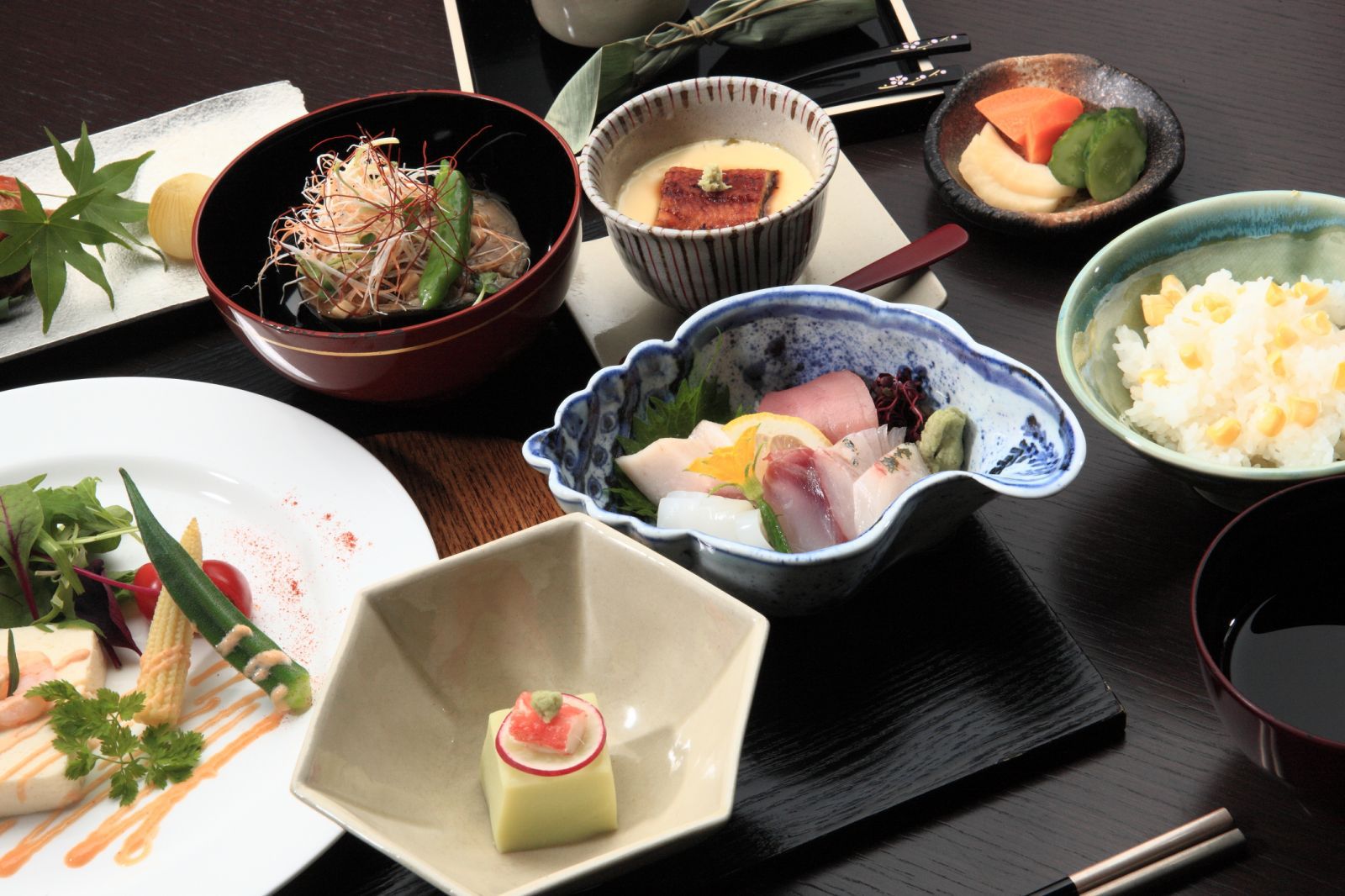 【50％OFF】【楽天スーパーSALE】ポイント2倍！9大特典　伊勢海老・牛フィレ【夕食17:30】