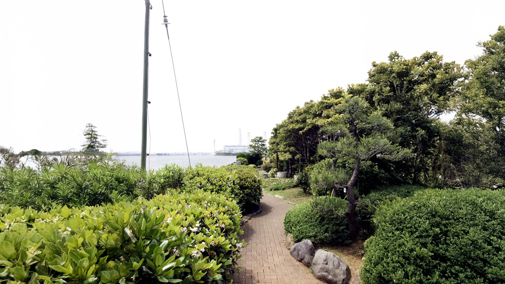 ゆっくりと時間が流れる海芝公園
