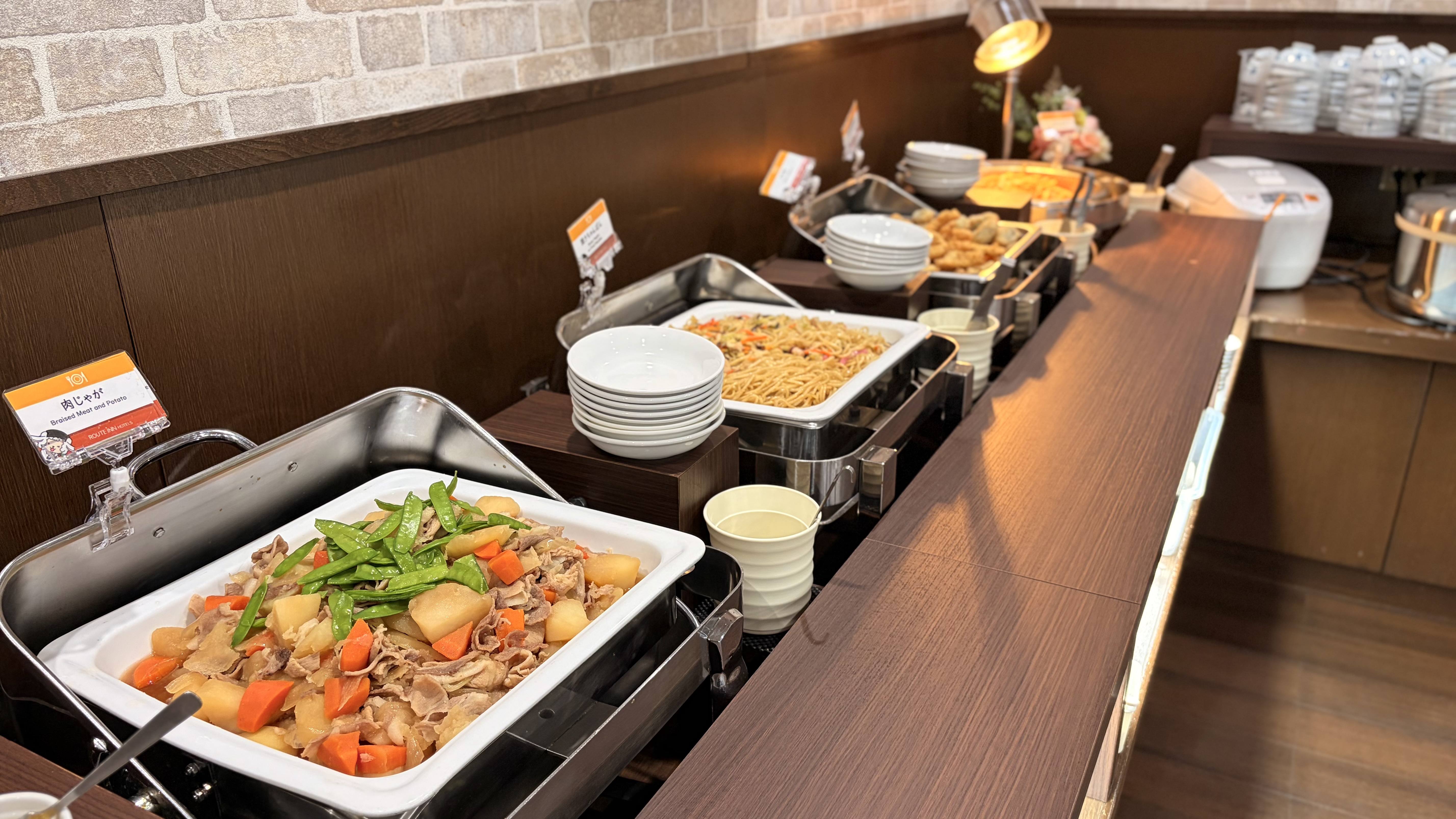 朝食バイキング