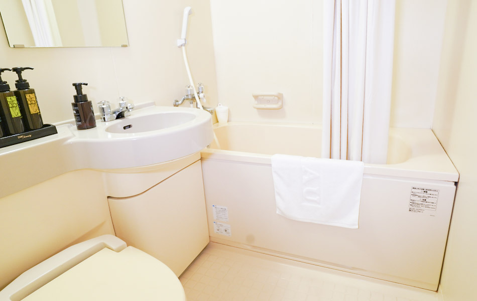 （ 2名利用 ： 広々ダブル ） ベッド幅140cm×1台 / 33平米【大浴場＆サウナ完備】