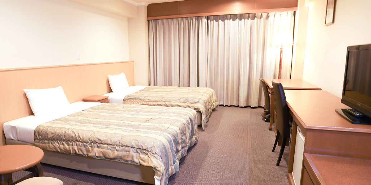 （ 1名利用 ） ベッド幅140cm×1台 / 33平米 　【 勝手にアップグレード対応プラン 】