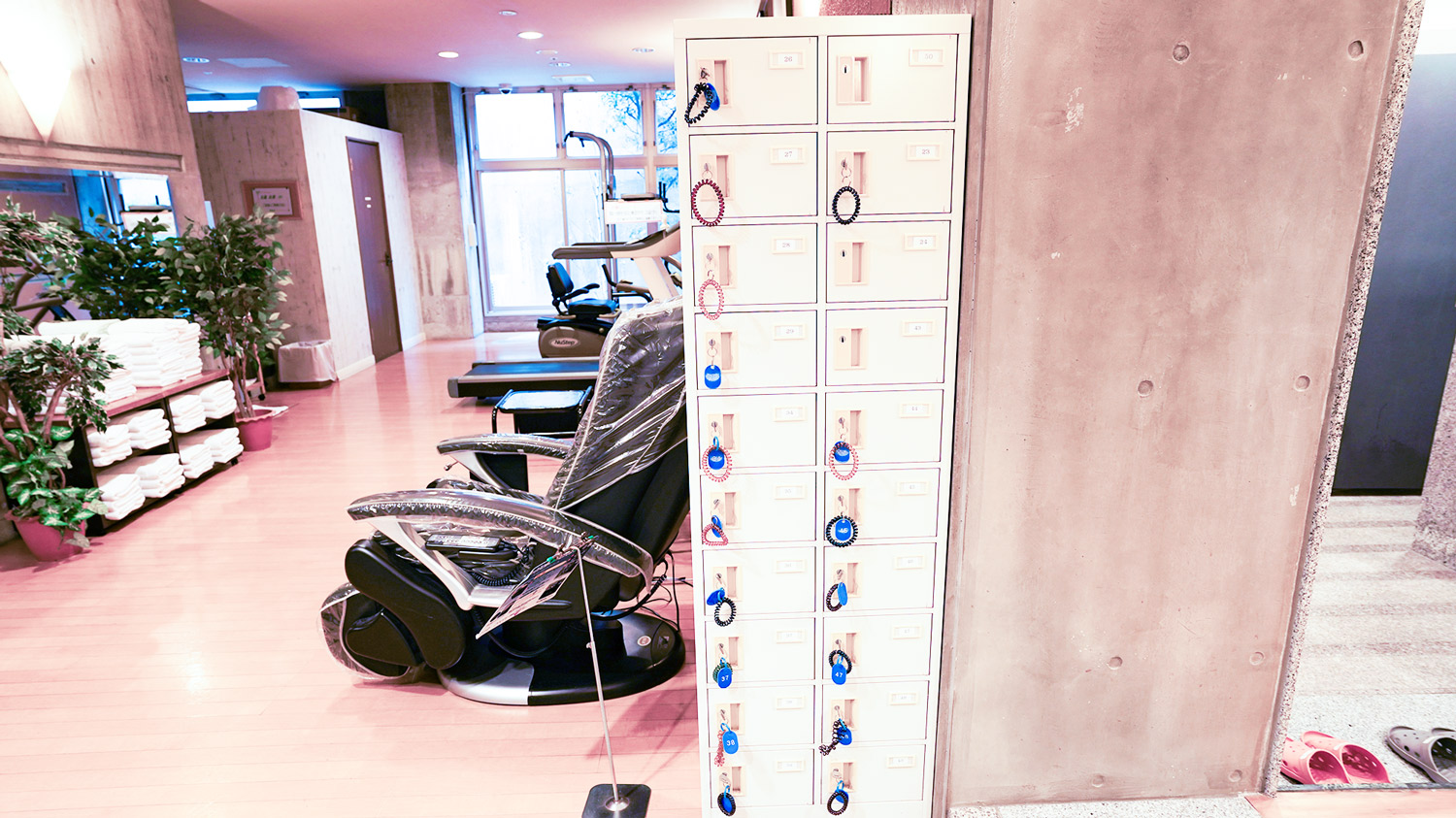 鍵付きロッカー①