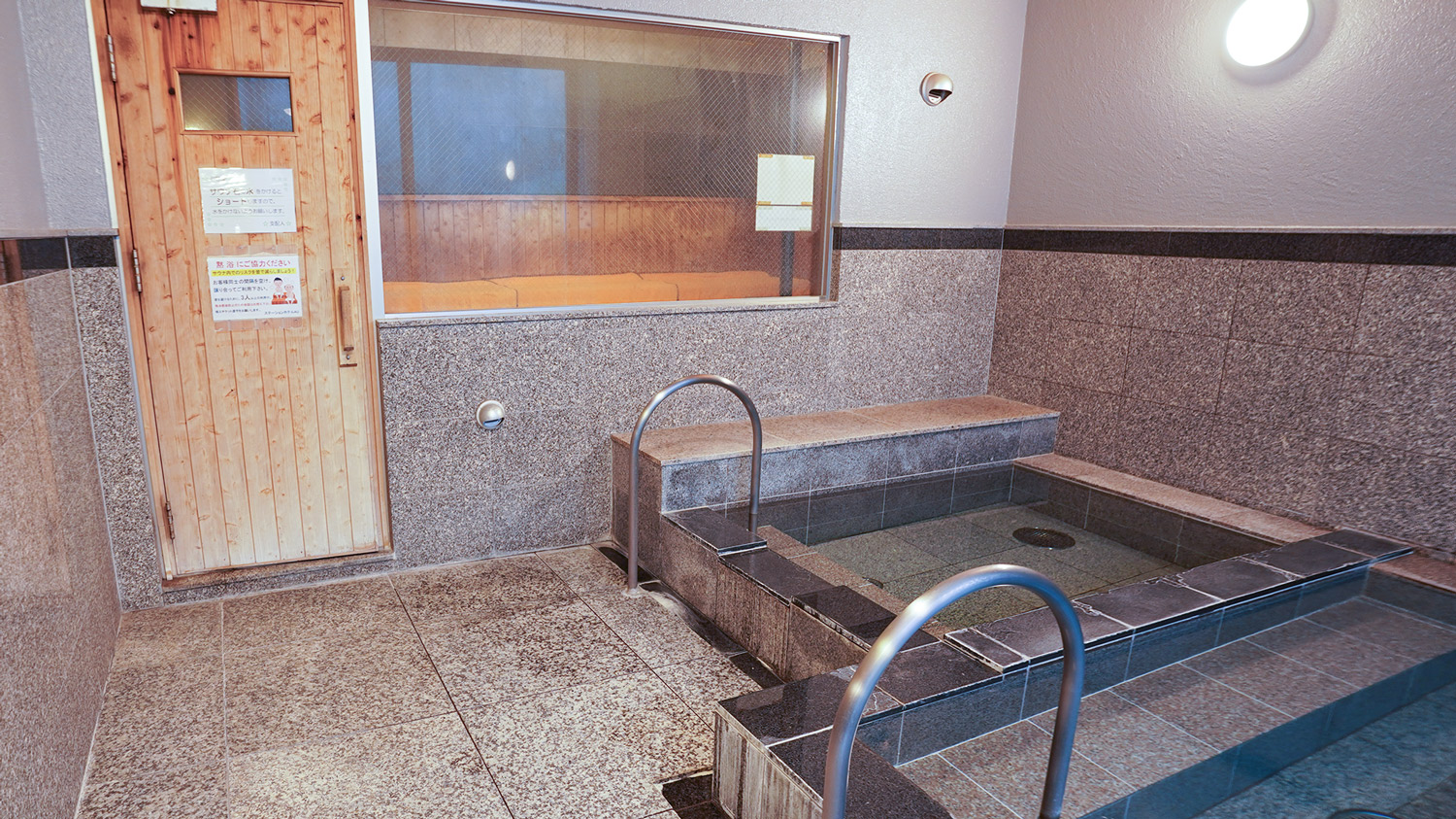 男子大浴場③