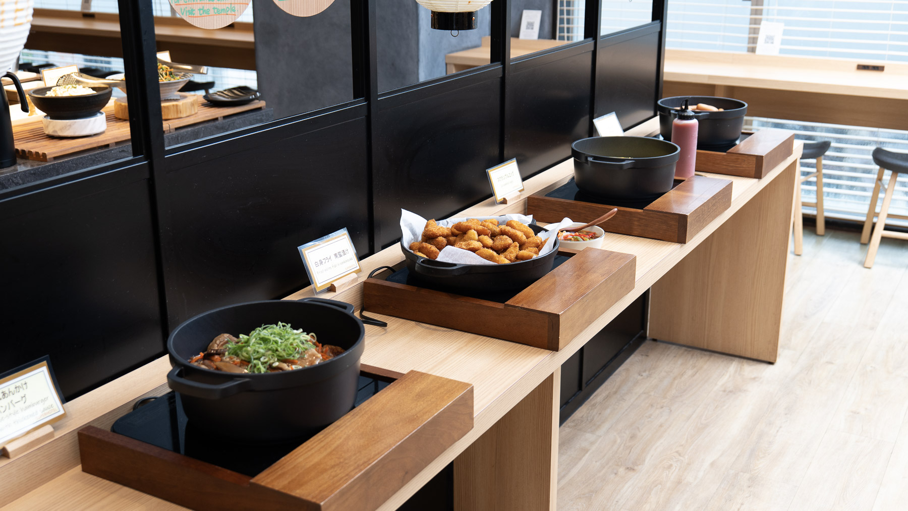 温かいお料理を提供いたします