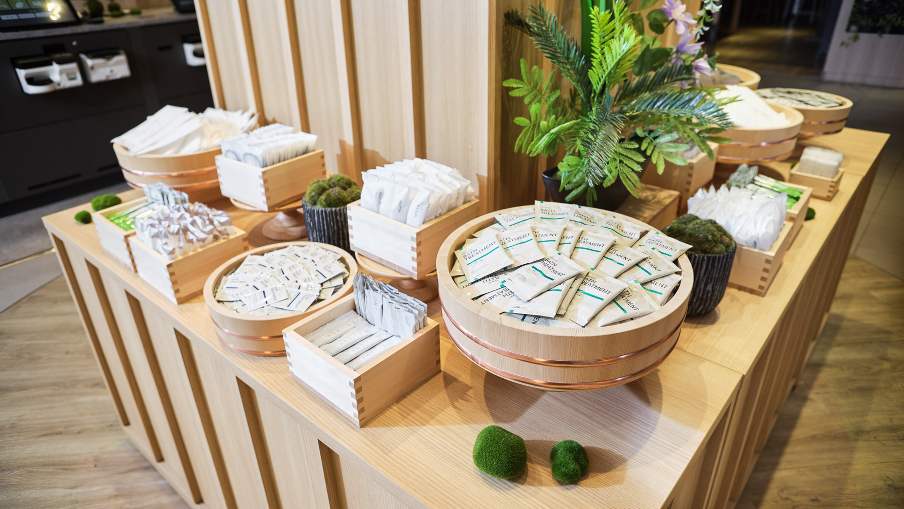 男女問わず、お一人様1泊につき5点まで、お好きなアメニティをご自由にお選びいただけます