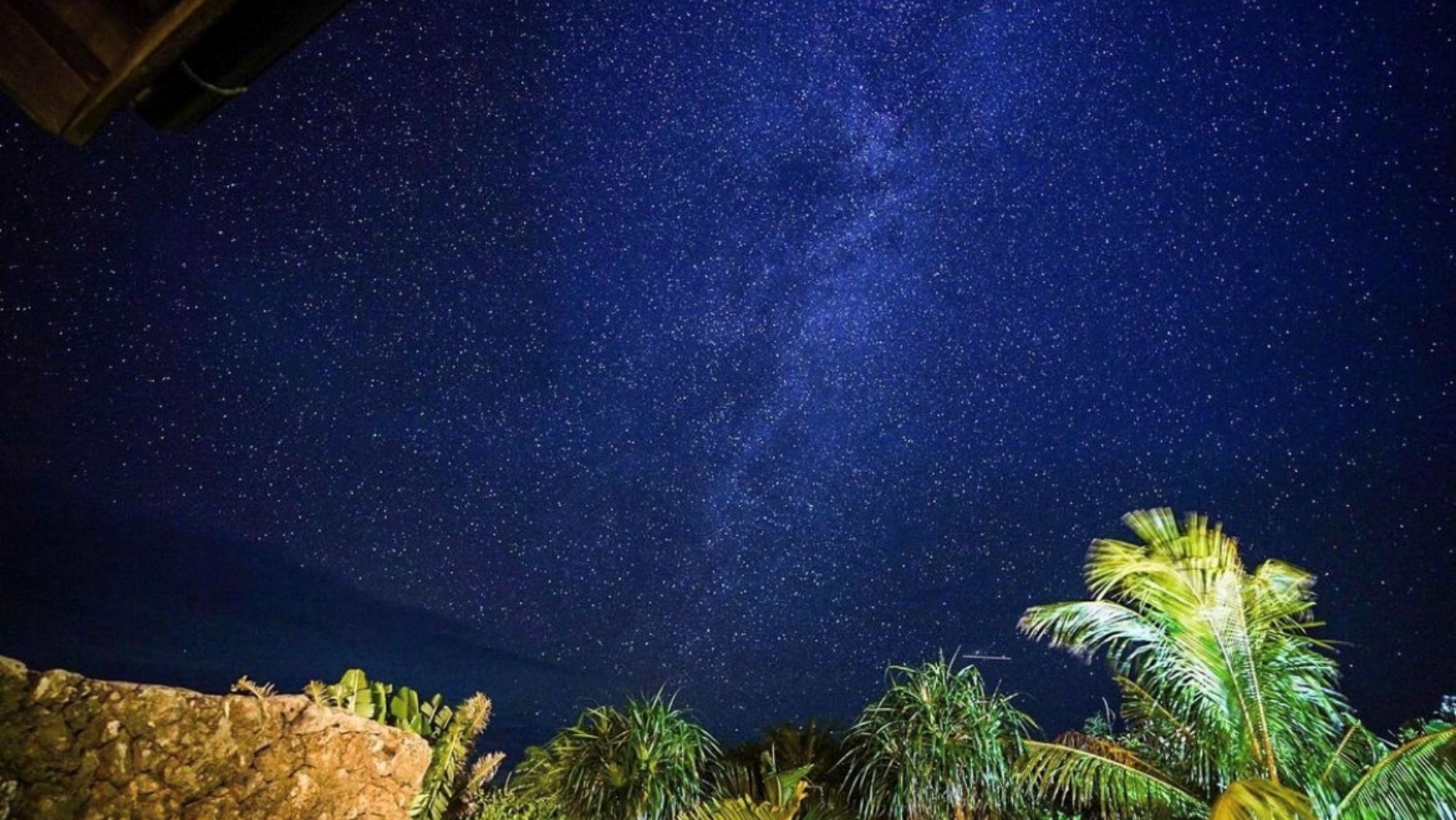 *【夜景】満天の星に包まれて過ごす、非日常のひととき