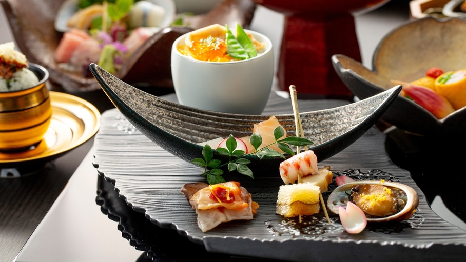 【日本料理1泊2食】おいしさ満載、量はひかえめ夕食コースに舌鼓・【１４時チェックイン】