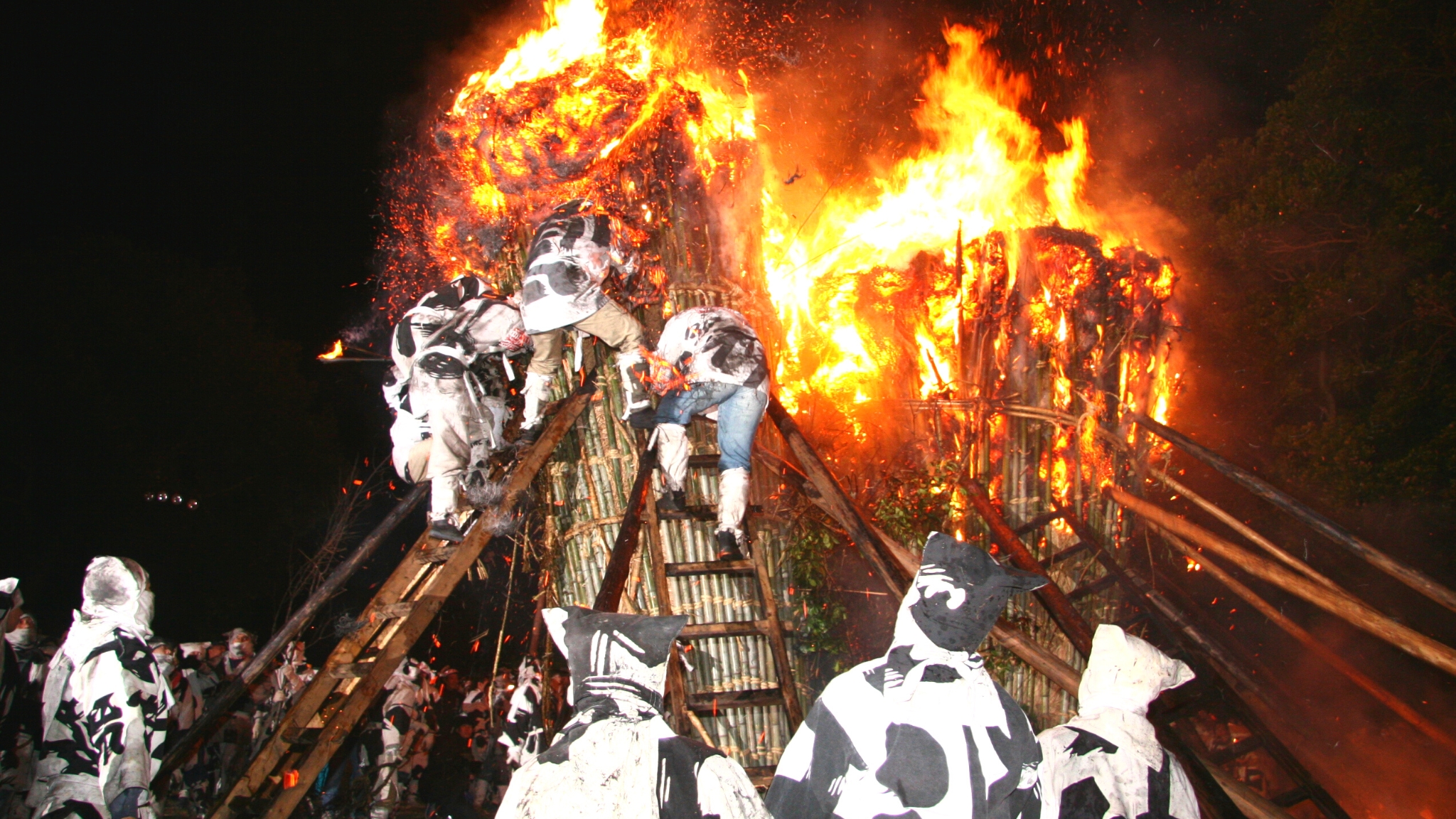 【祭り】鳥羽の火祭り（2月）