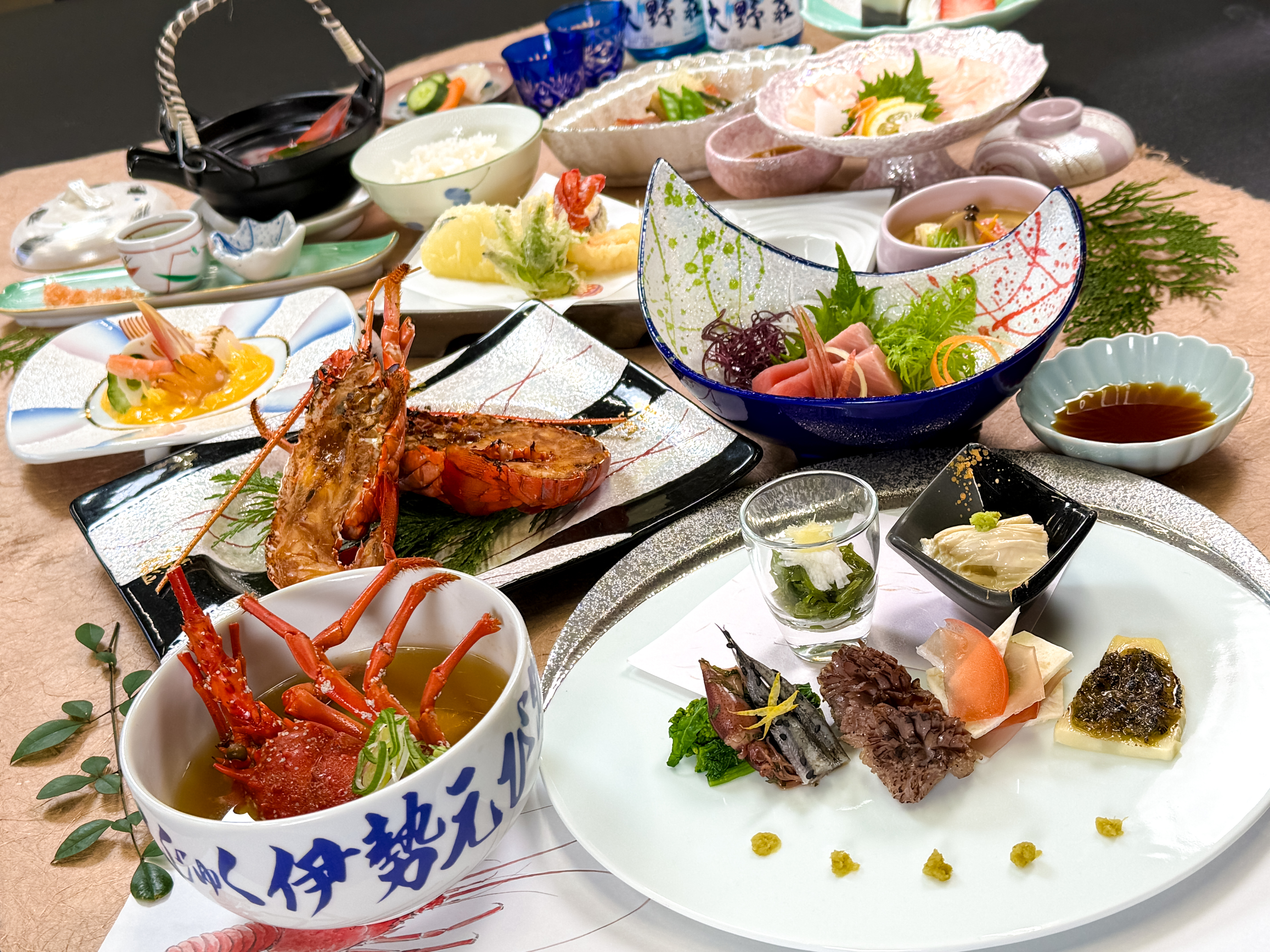 夕食のイメージ写真になります。(季節によりメニューが変更になることがございます。)