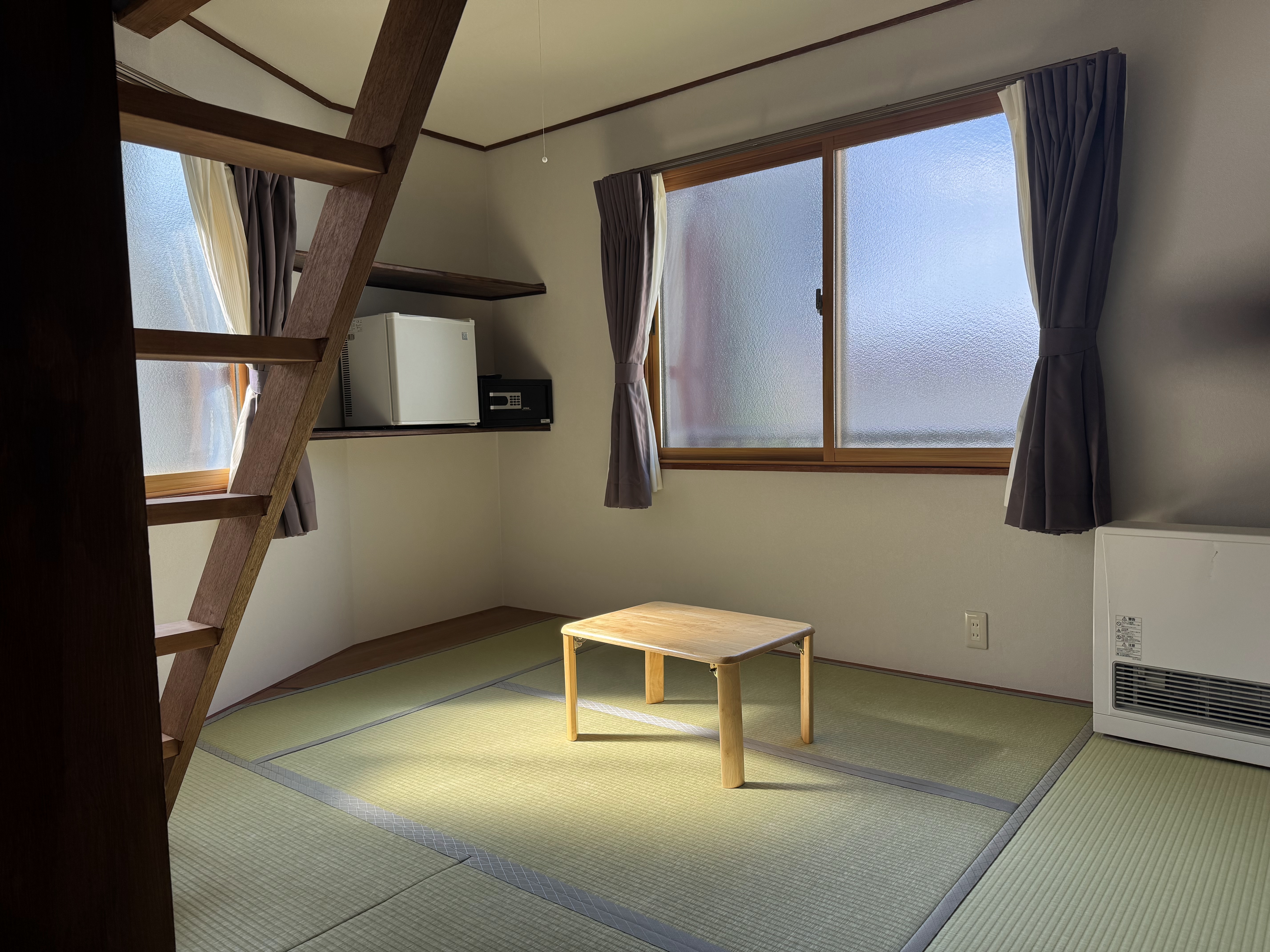 和室5.5畳＋6㎡(約3.5畳)ロフト シャワー・トイレ・洗面台付き