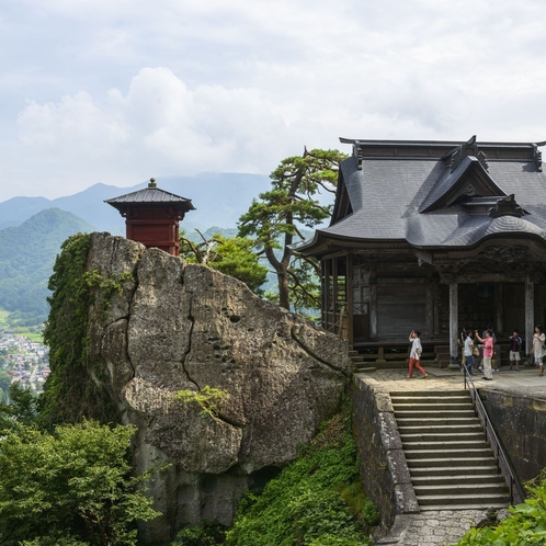 山寺（宝珠山立石寺）